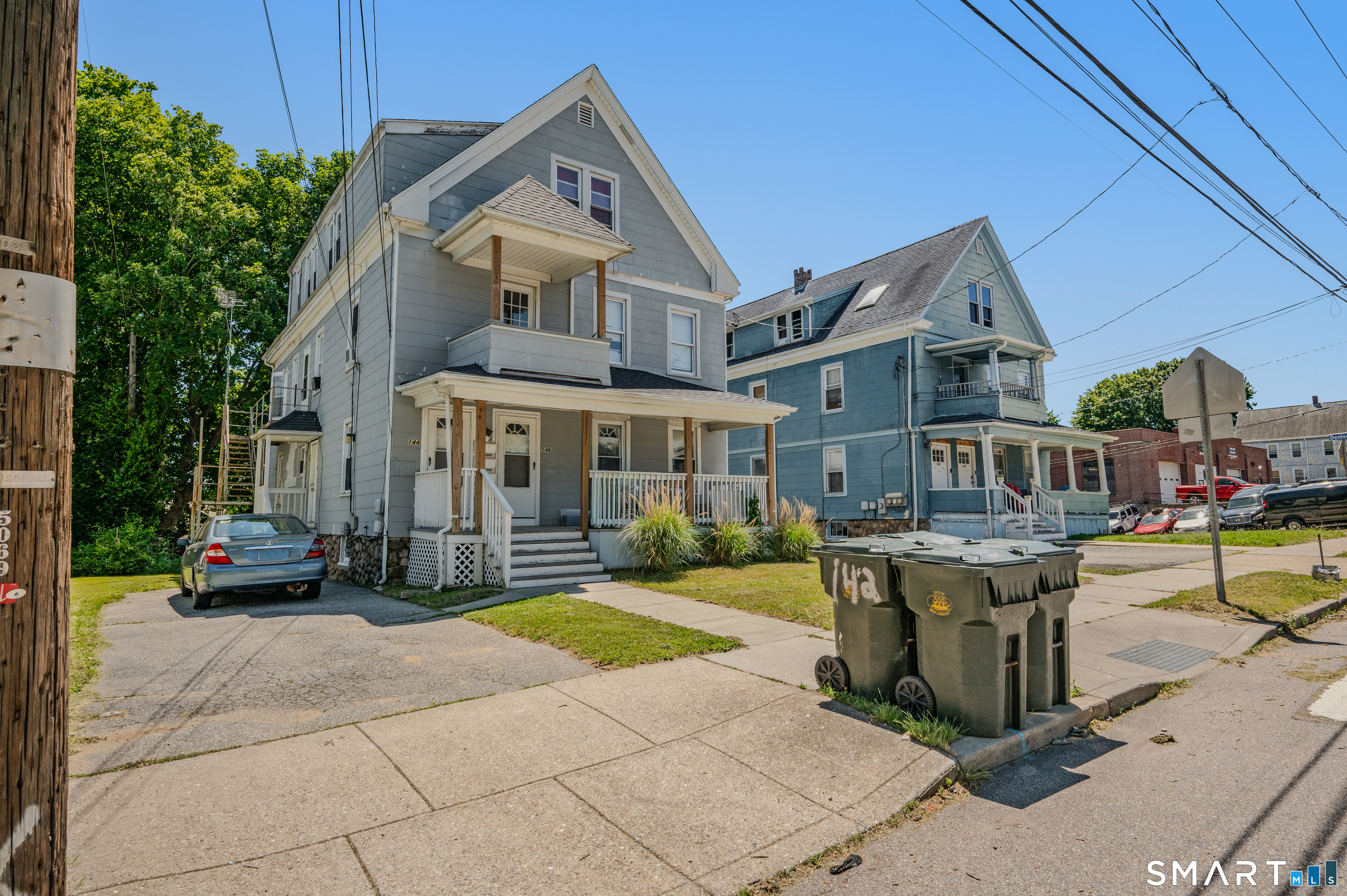 144 Montauk Avenue New London CT 06320