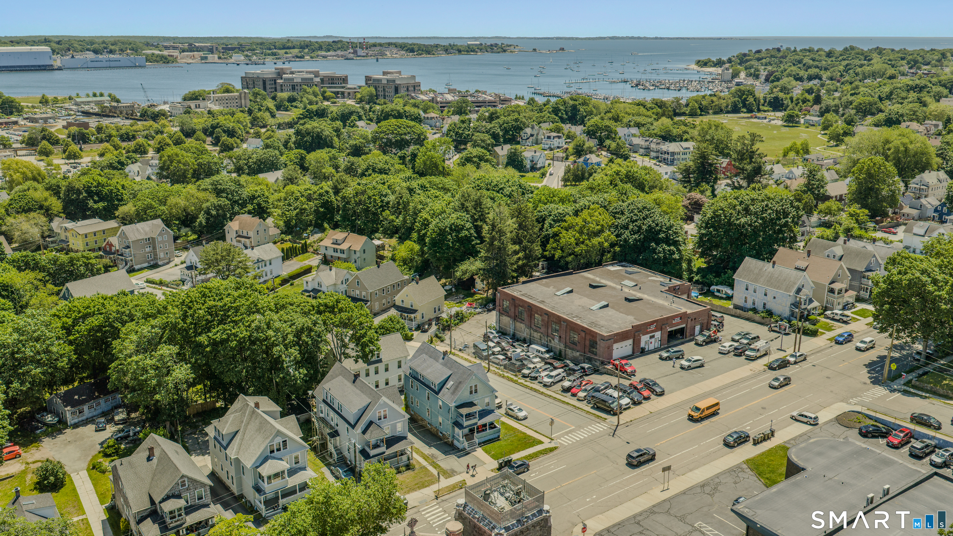 144 Montauk Avenue New London CT 06320