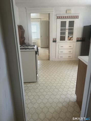 81 Robert Street Waterbury CT 06710