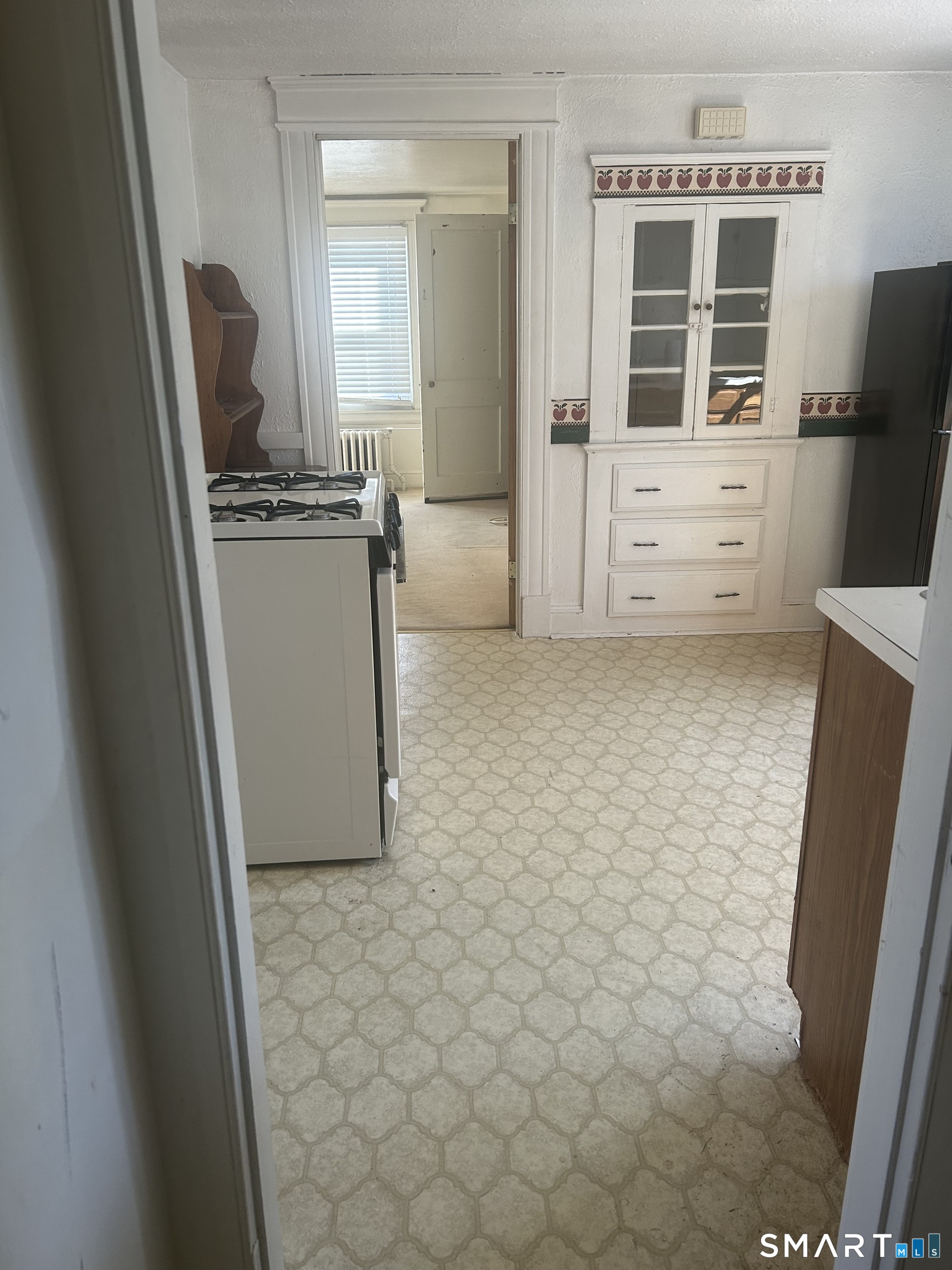81 Robert Street Waterbury CT 06710