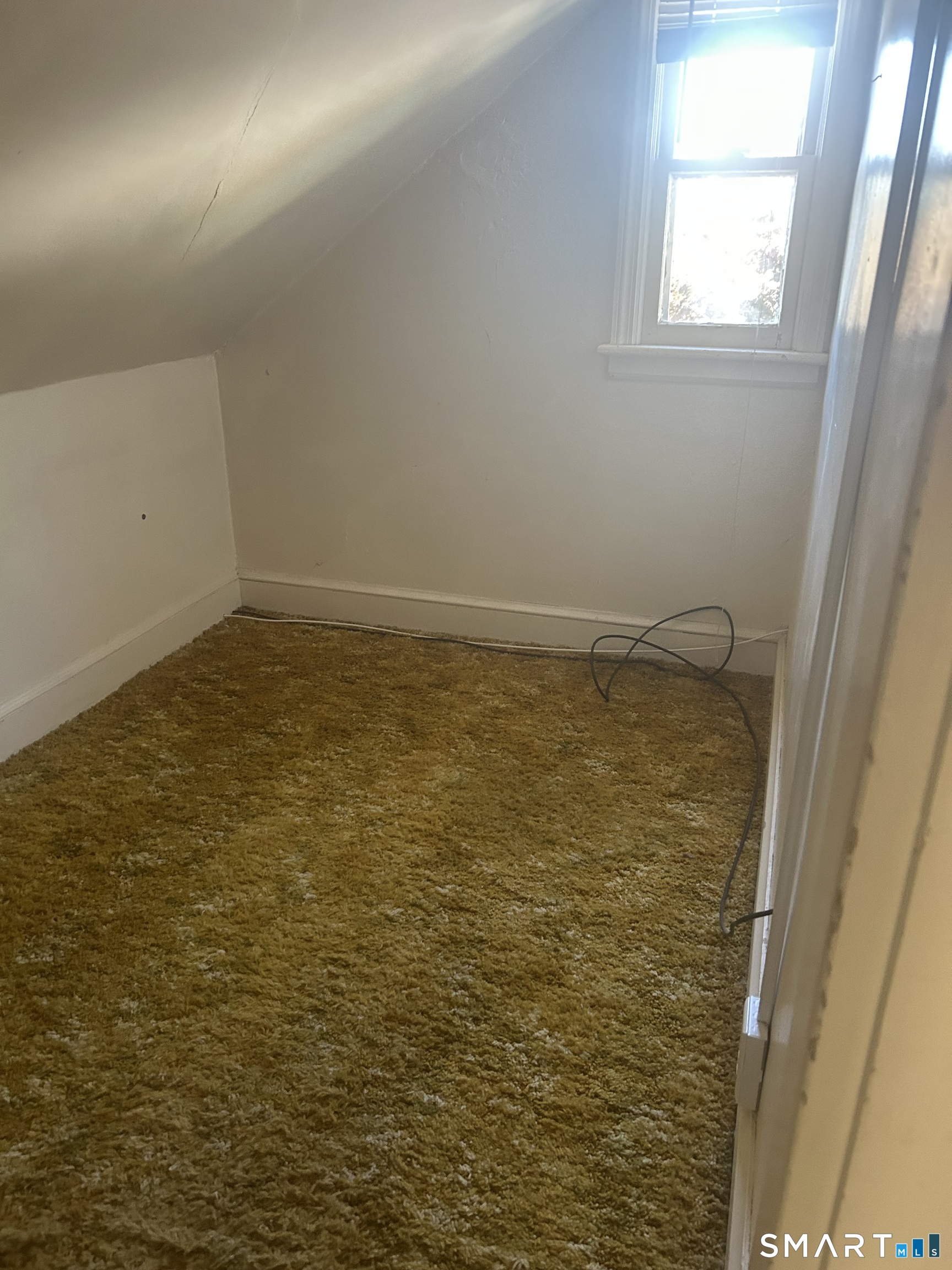 81 Robert Street Waterbury CT 06710