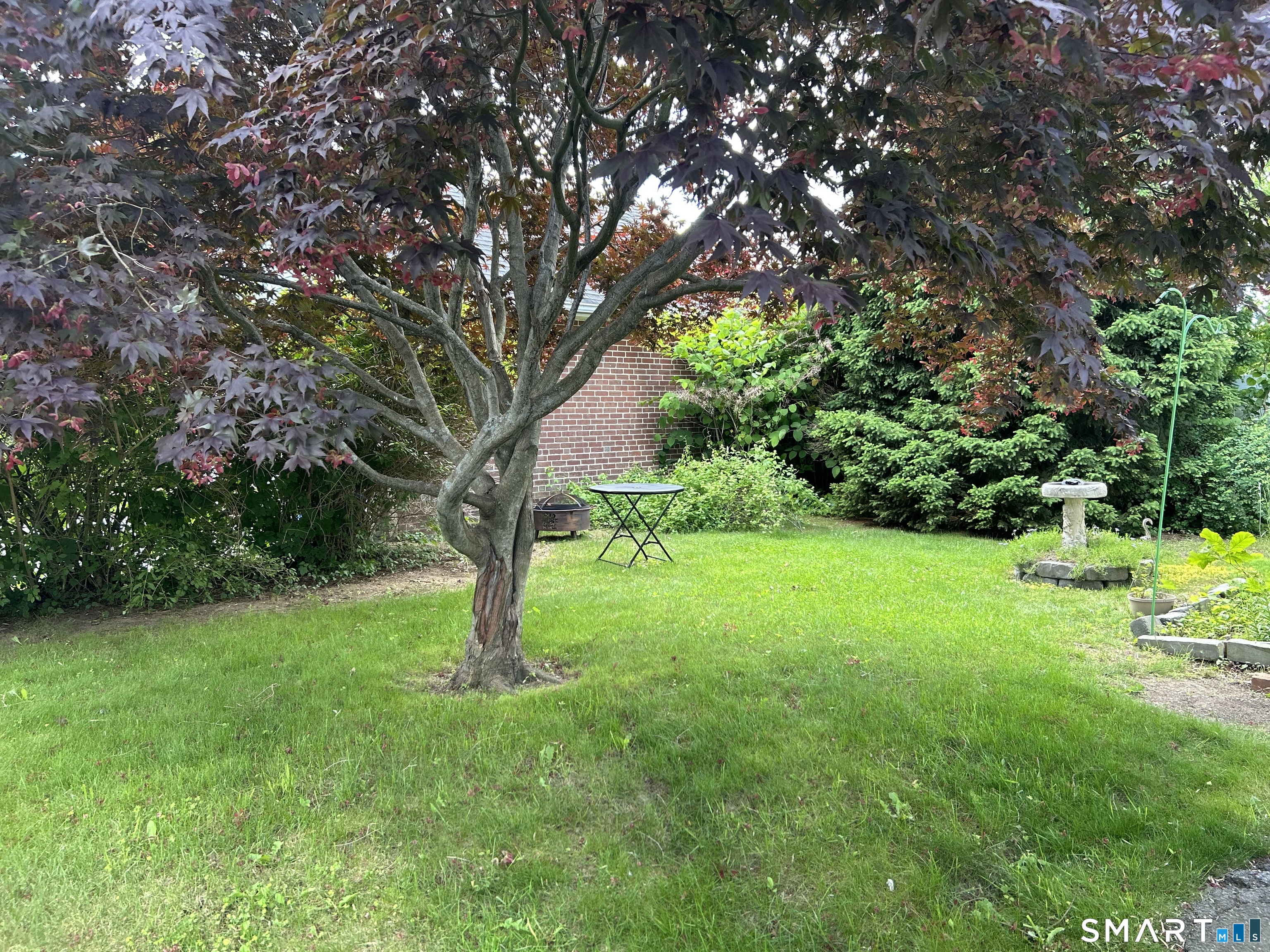 81 Robert Street Waterbury CT 06710