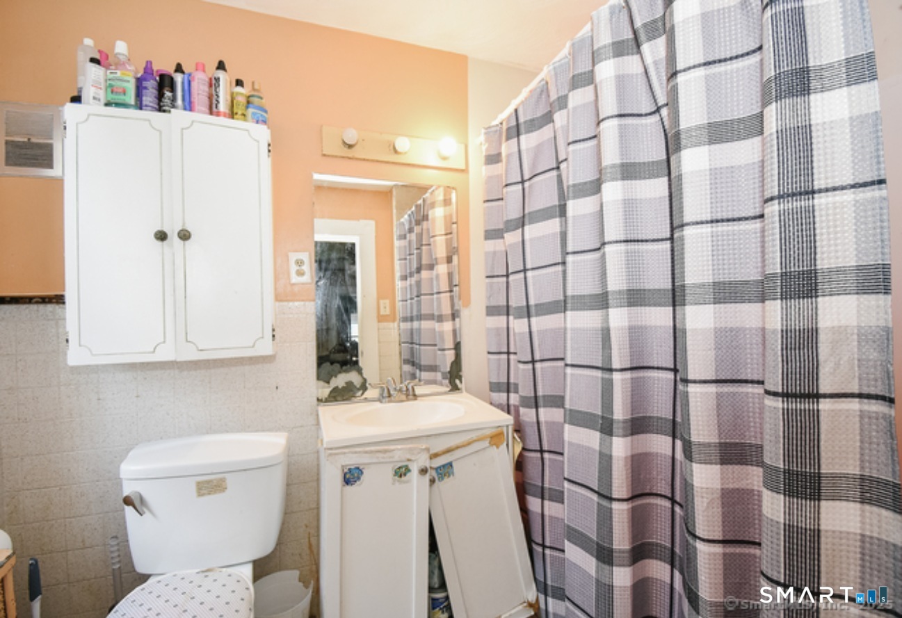 41 Bissell Street East Hartford CT 06108