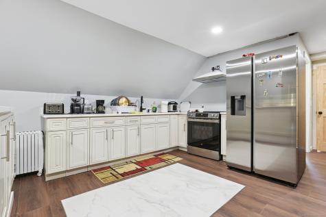 28 Farren Avenue New Haven CT 06513