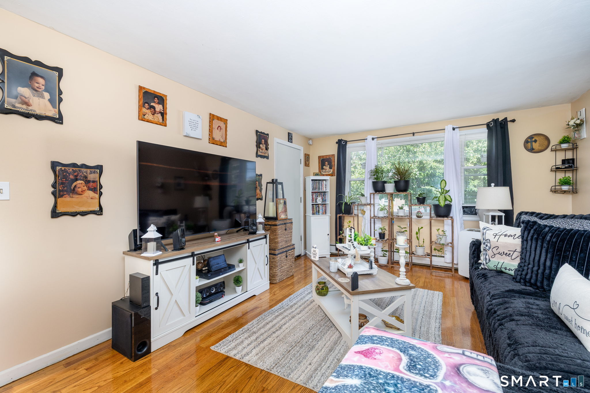 257 Hillside Avenue Hartford CT 06106