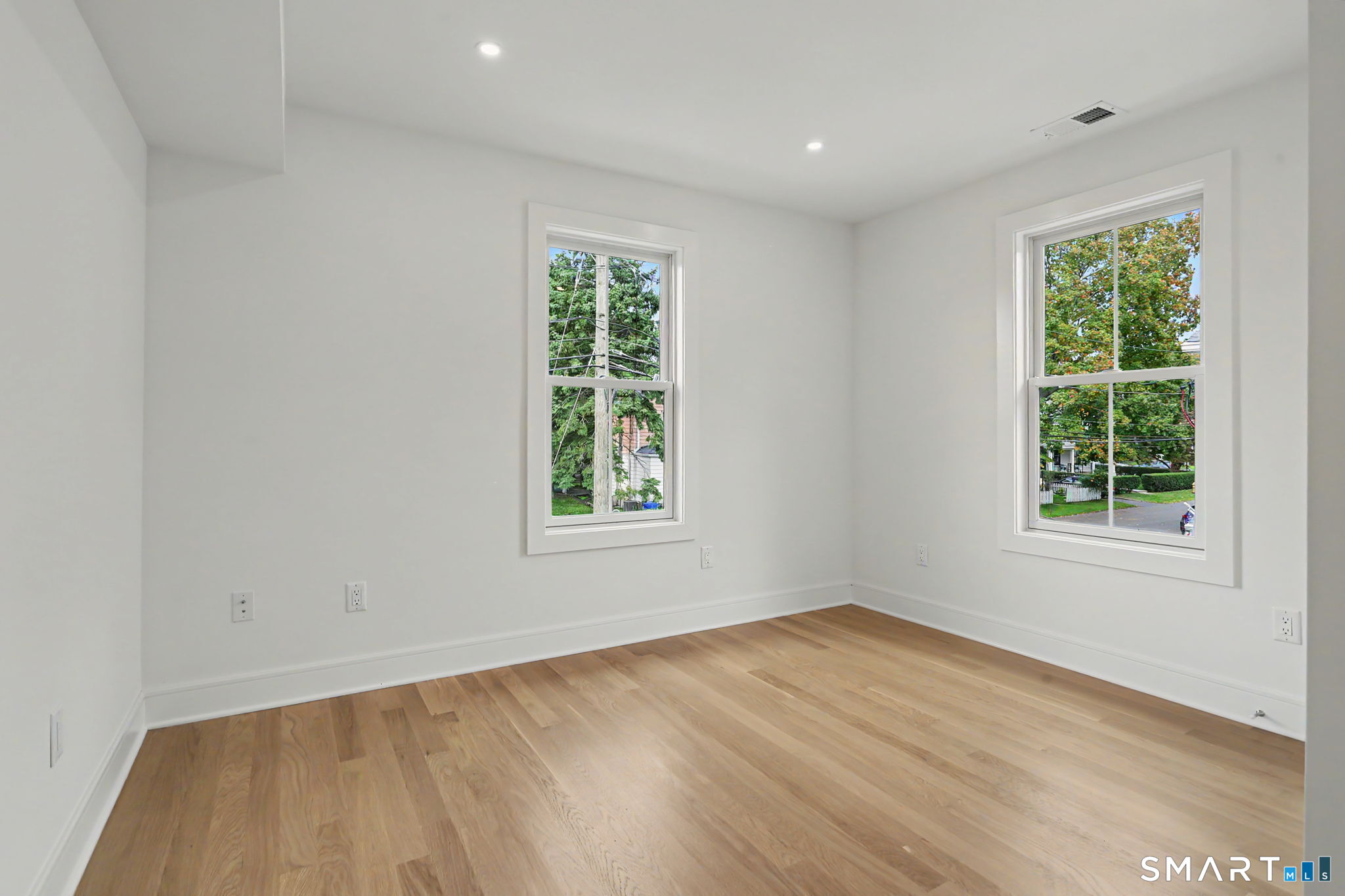 43-45 Helen Street Fairfield CT 06824