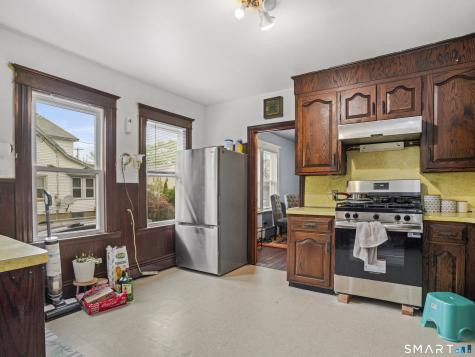 21 Ardmore Street Fairfield CT 06824