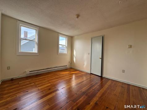 15 Summer Street Waterbury CT 06704