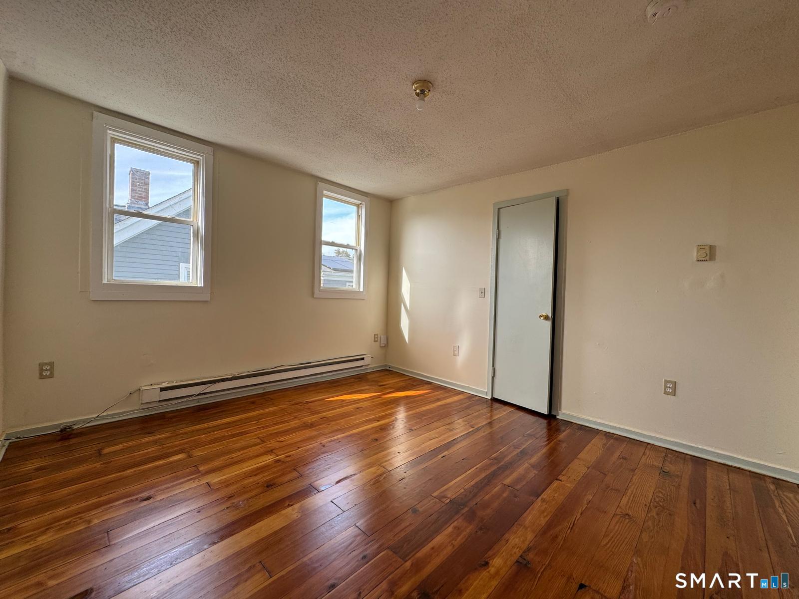 15 Summer Street Waterbury CT 06704