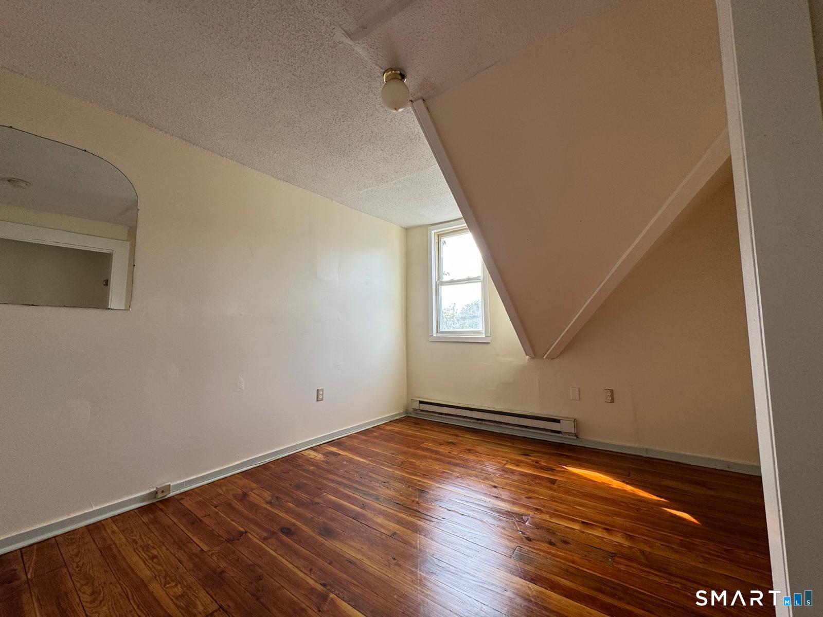 15 Summer Street Waterbury CT 06704