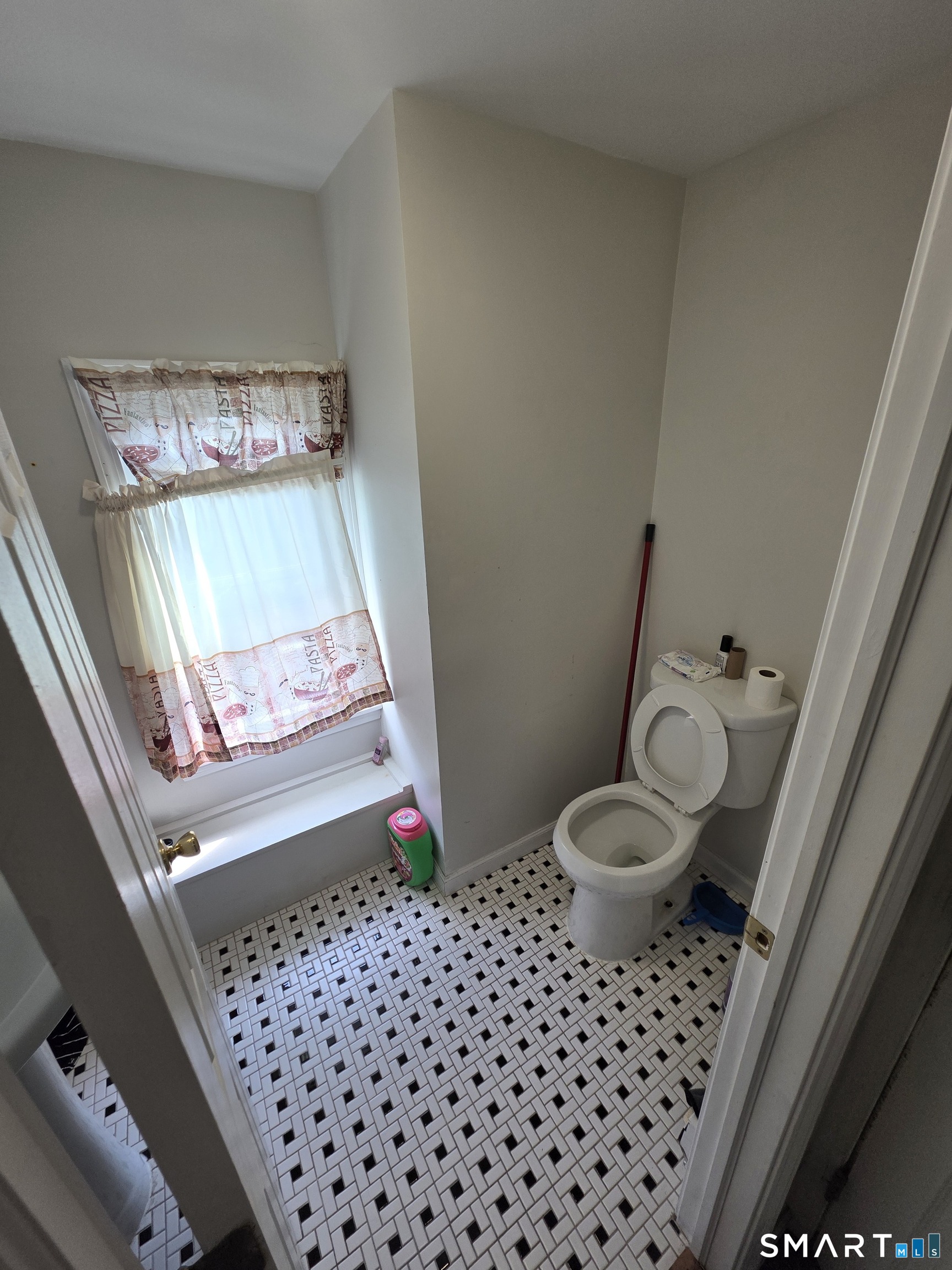 37 Preston Street Hartford CT 06114