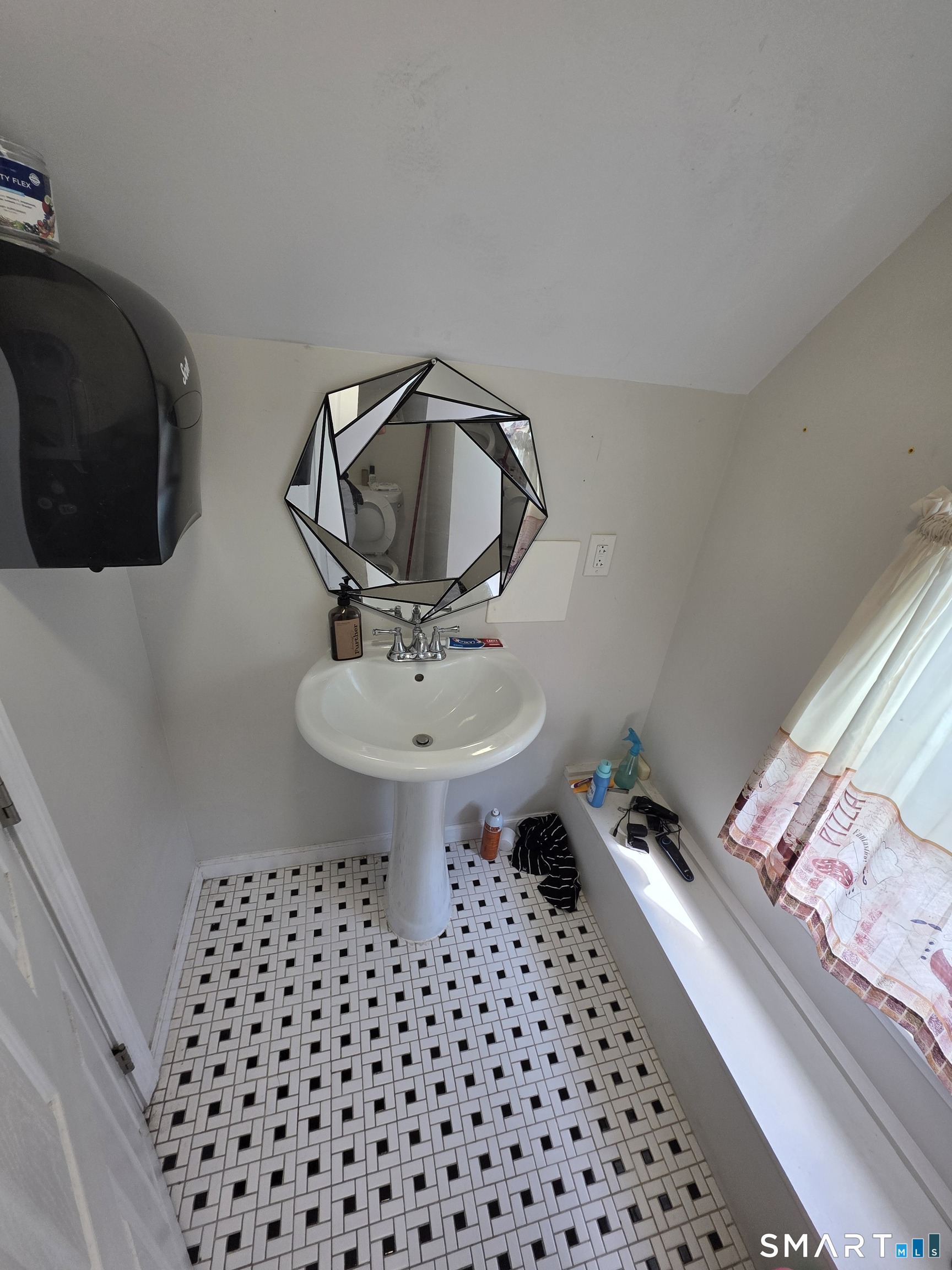 37 Preston Street Hartford CT 06114