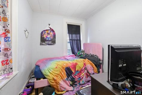 16 Highland Avenue Waterbury CT 06708