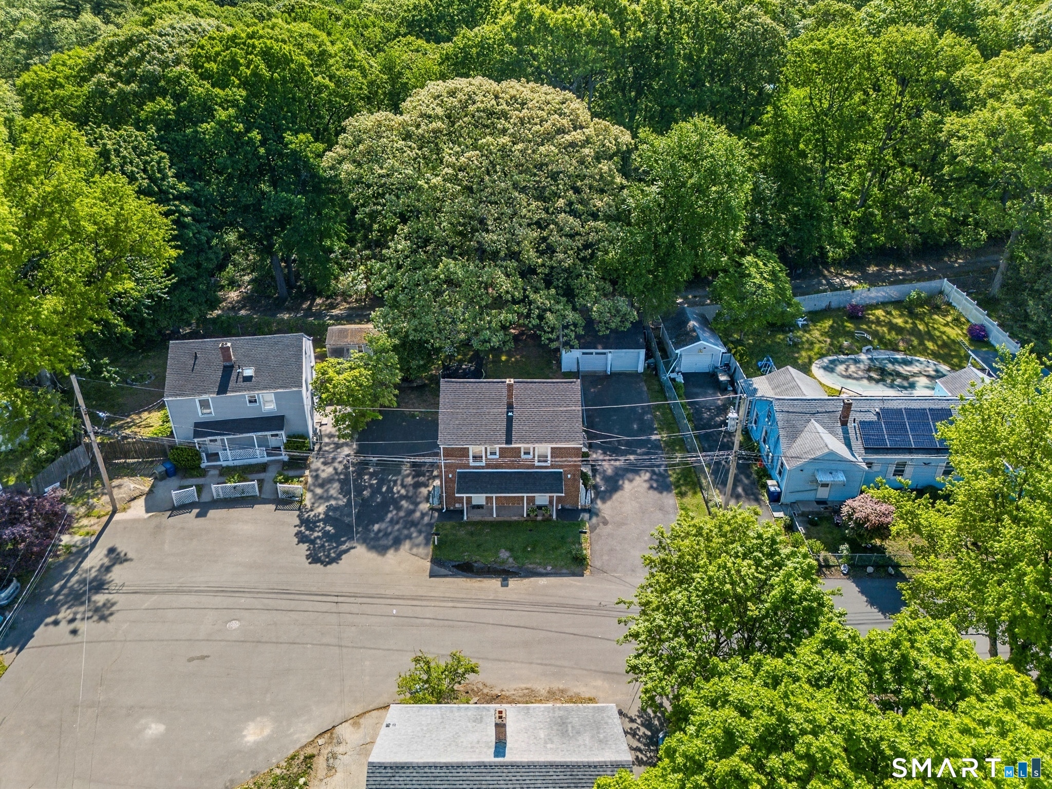 180 Dupont Place Bridgeport CT 06610