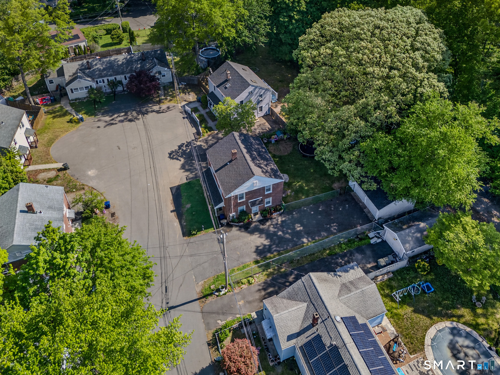 180 Dupont Place Bridgeport CT 06610