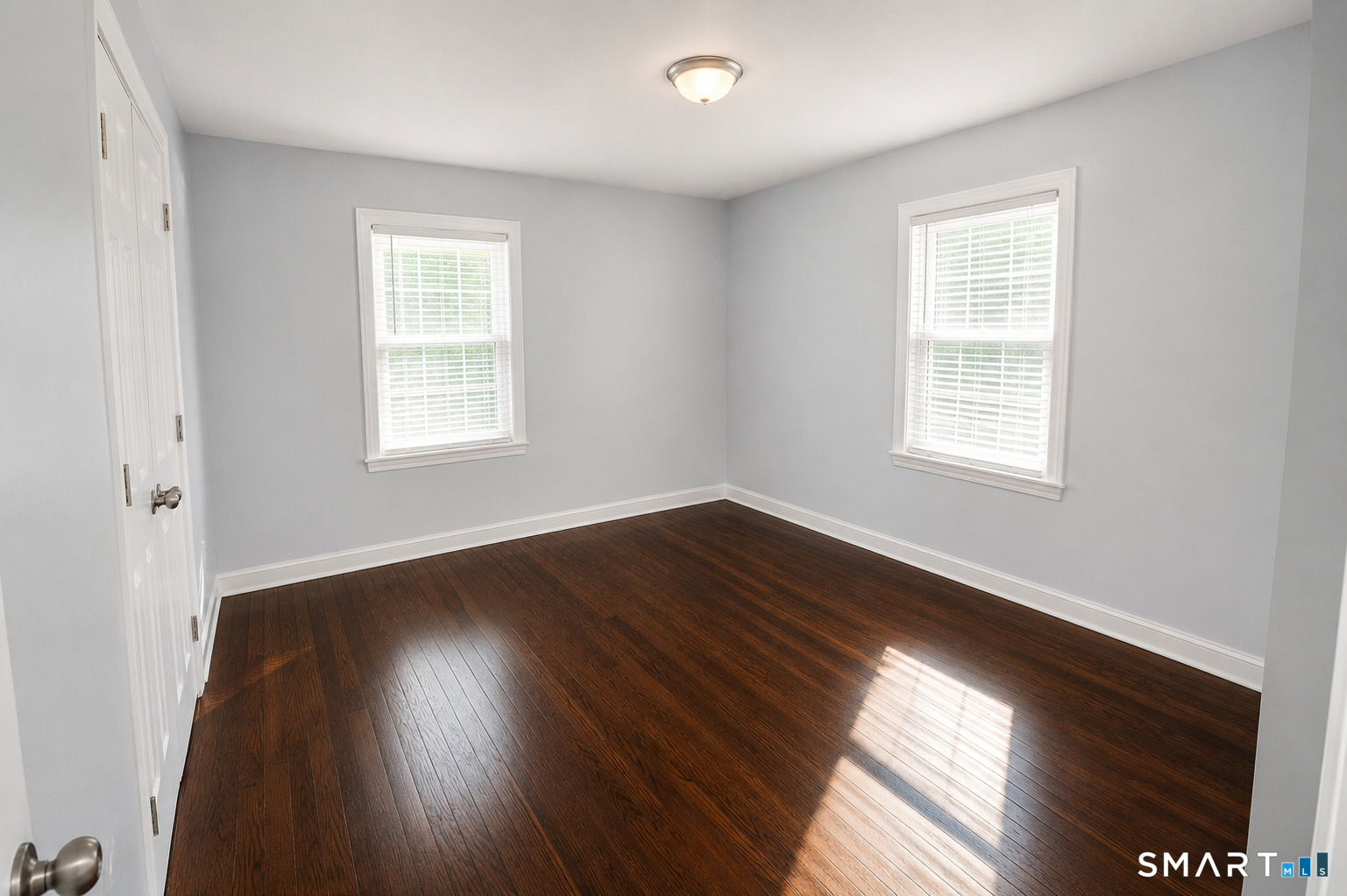 180 Dupont Place Bridgeport CT 06610
