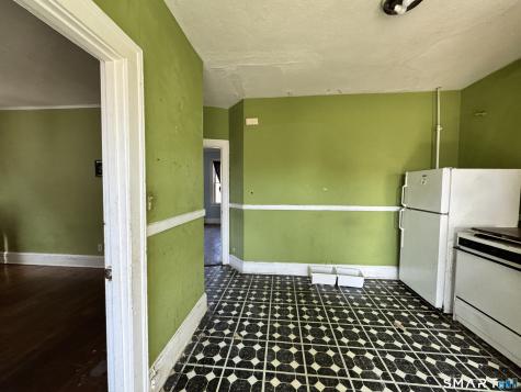 102 Rowe Avenue Hartford CT 06106