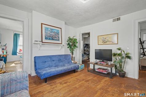 7 University Place New Haven CT 06511