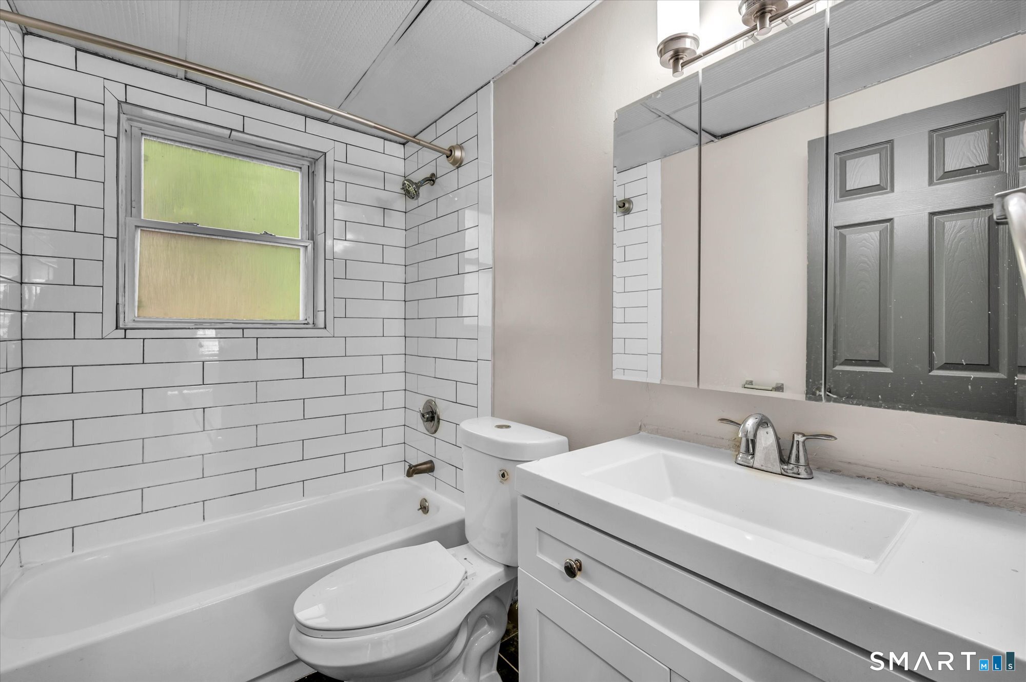 40-44 Briarwood Lane Branford CT 06405