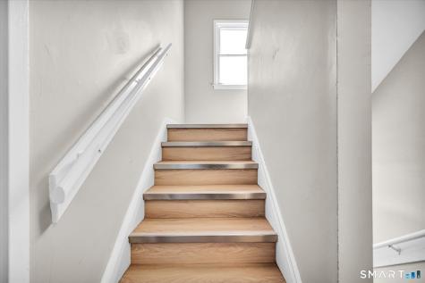 40-44 Briarwood Lane Branford CT 06405