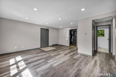 40-44 Briarwood Lane Branford CT 06405