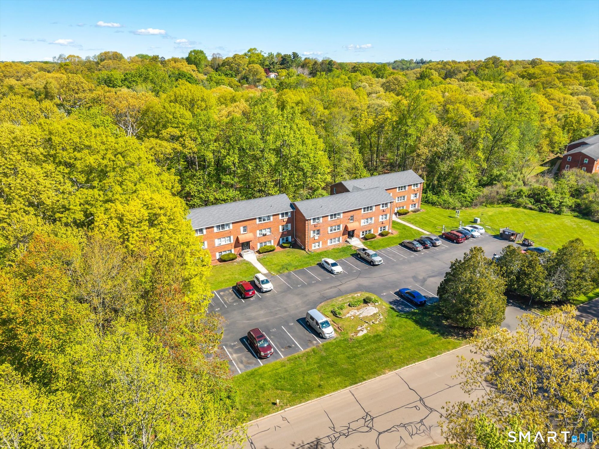 40-44 Briarwood Lane Branford CT 06405