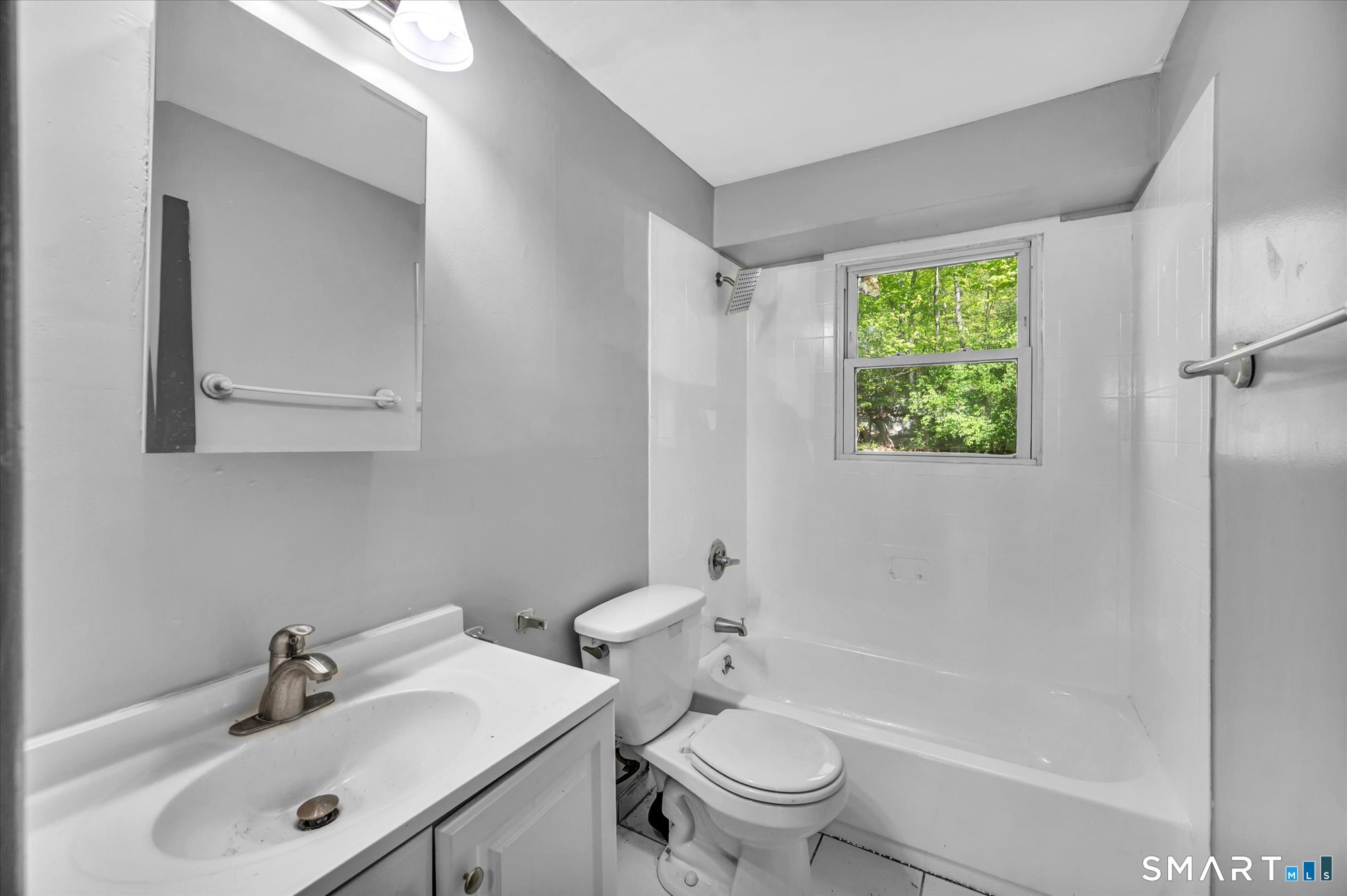 40-44 Briarwood Lane Branford CT 06405