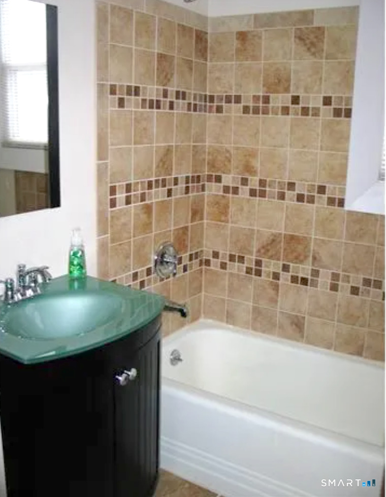 118 Grove Street Middletown CT 06457