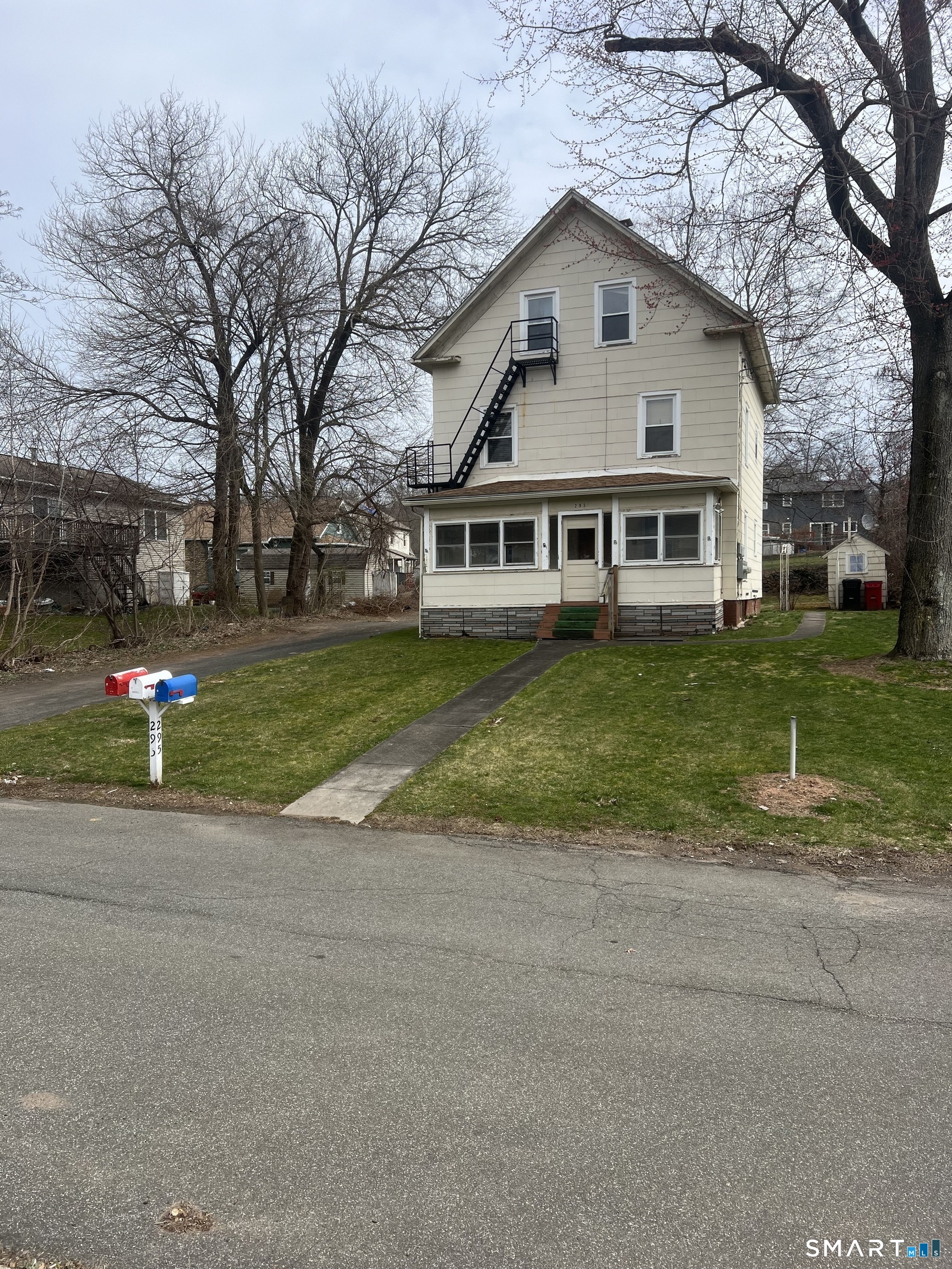 295 Chamberlain Highway Meriden CT 06451