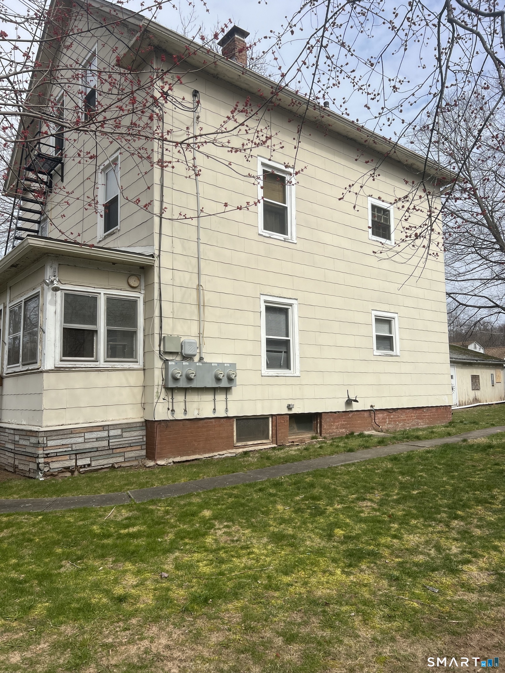 295 Chamberlain Highway Meriden CT 06451
