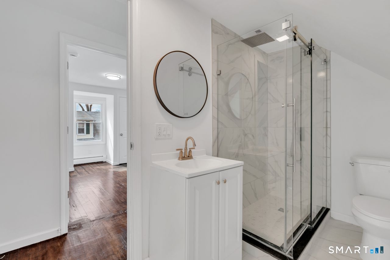54 Overlook Avenue New Britain CT 06053