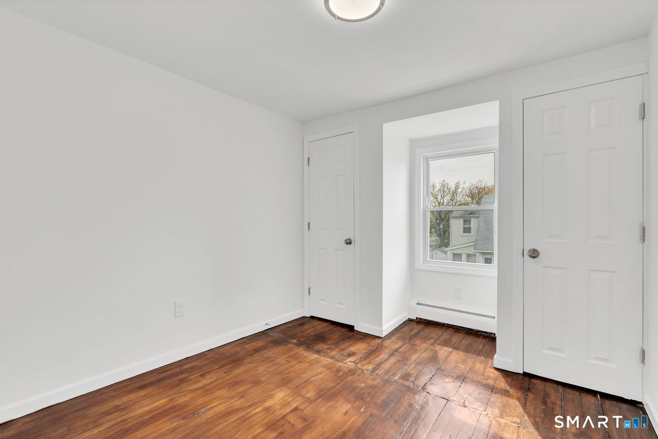 54 Overlook Avenue New Britain CT 06053