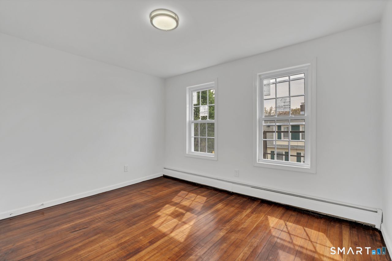 54 Overlook Avenue New Britain CT 06053