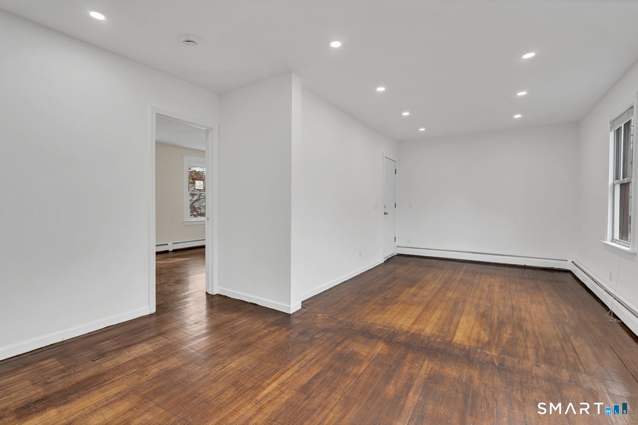 54 Overlook Avenue New Britain CT 06053