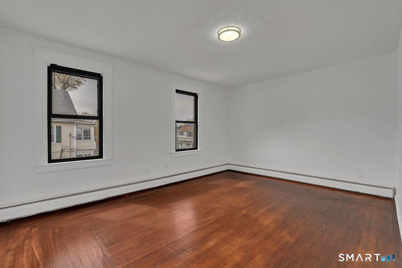 54 Overlook Avenue New Britain CT 06053