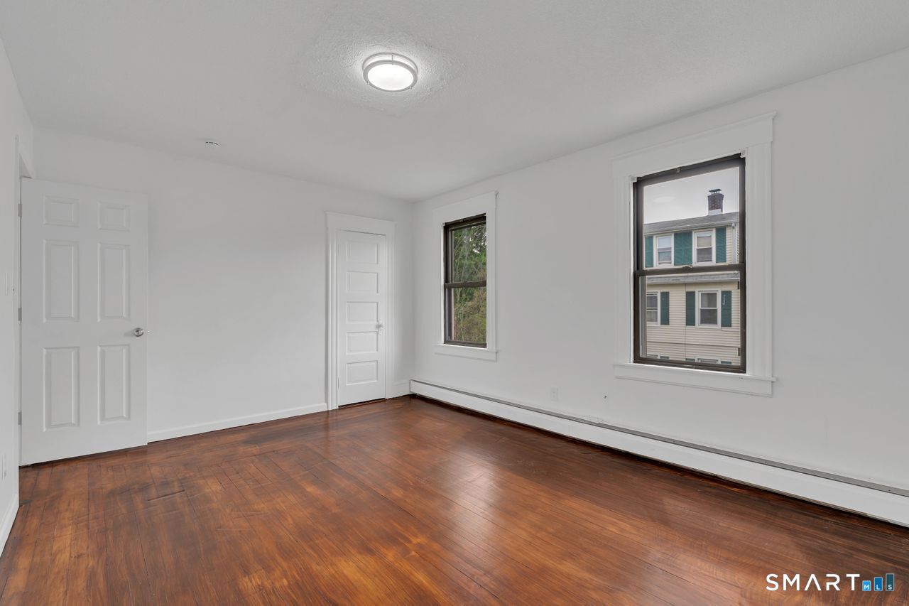 54 Overlook Avenue New Britain CT 06053