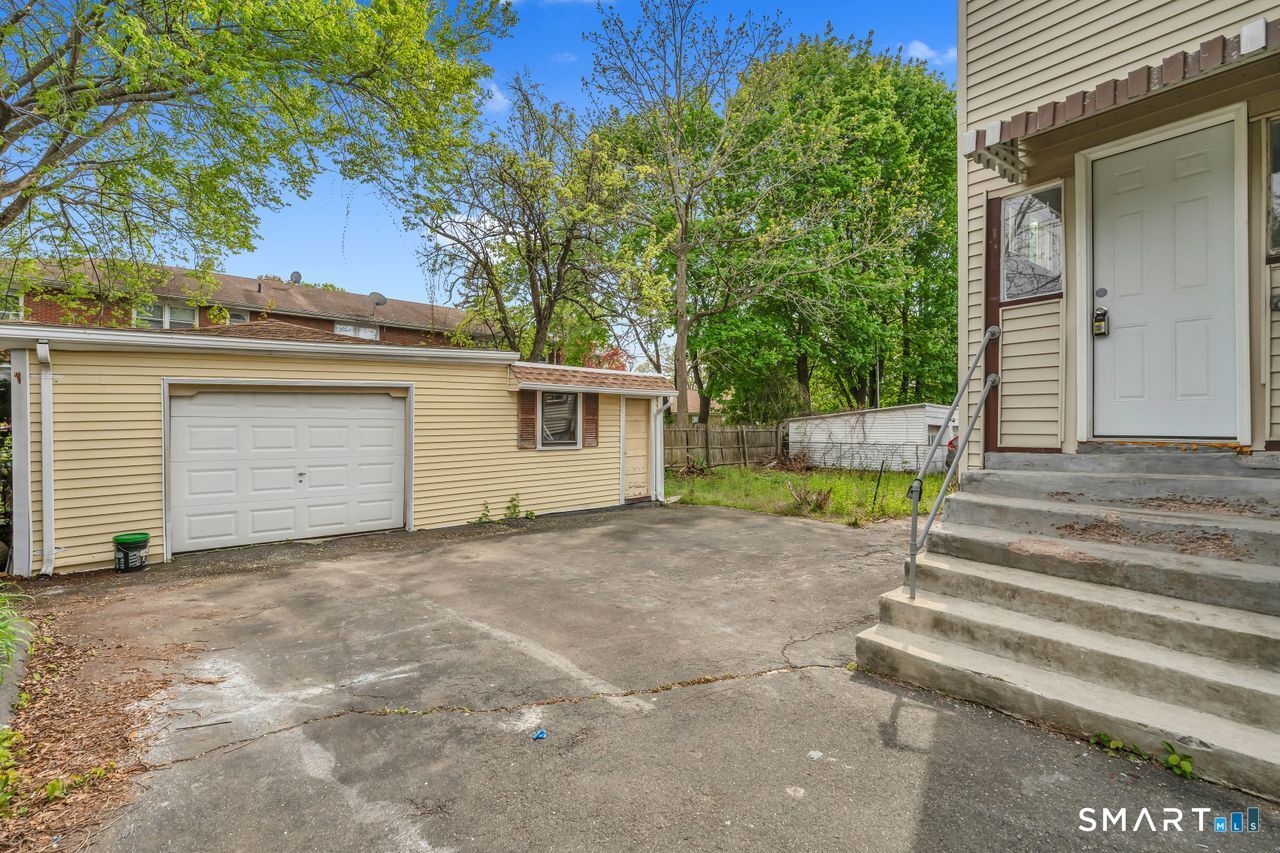 54 Overlook Avenue New Britain CT 06053