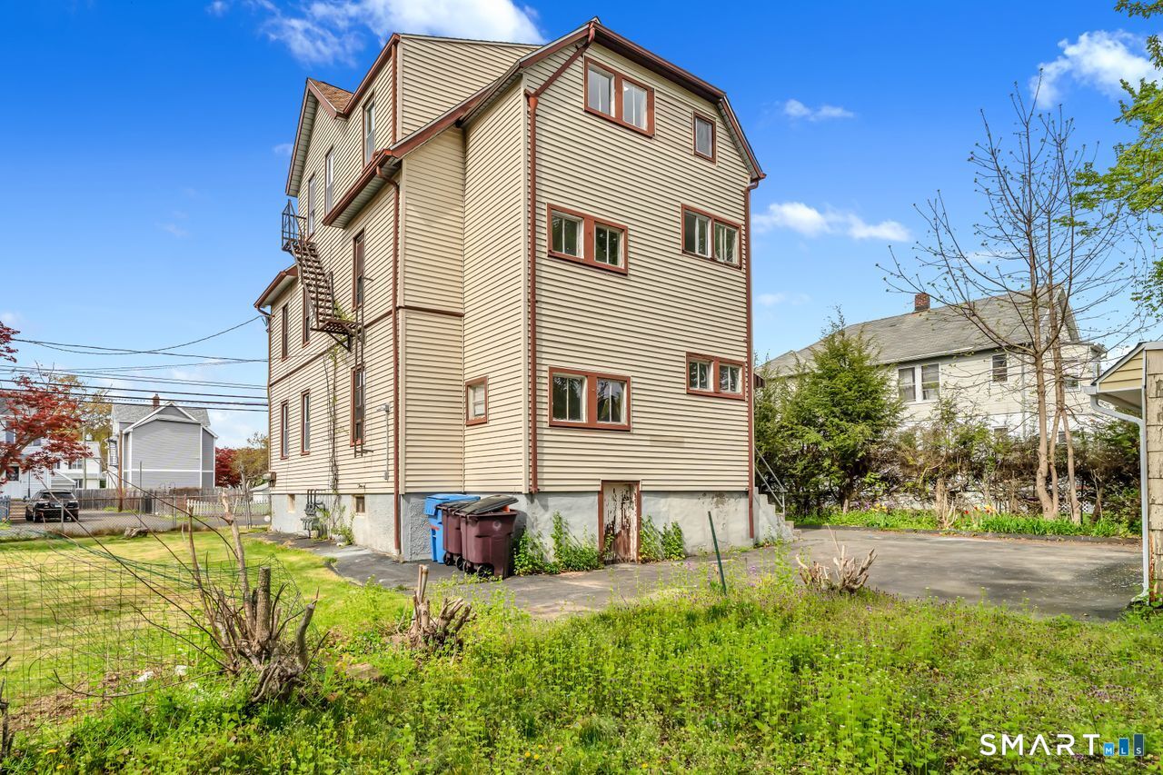 54 Overlook Avenue New Britain CT 06053