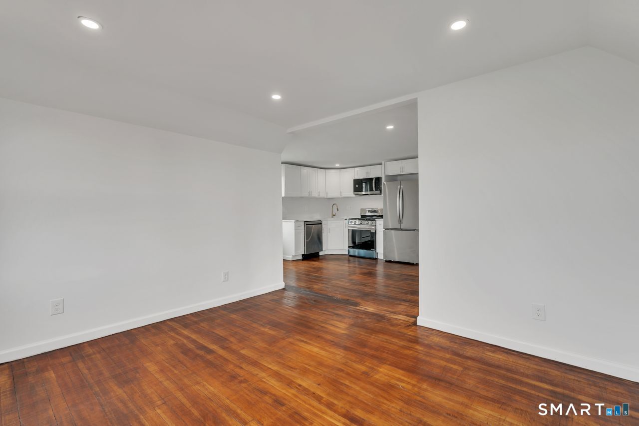 54 Overlook Avenue New Britain CT 06053