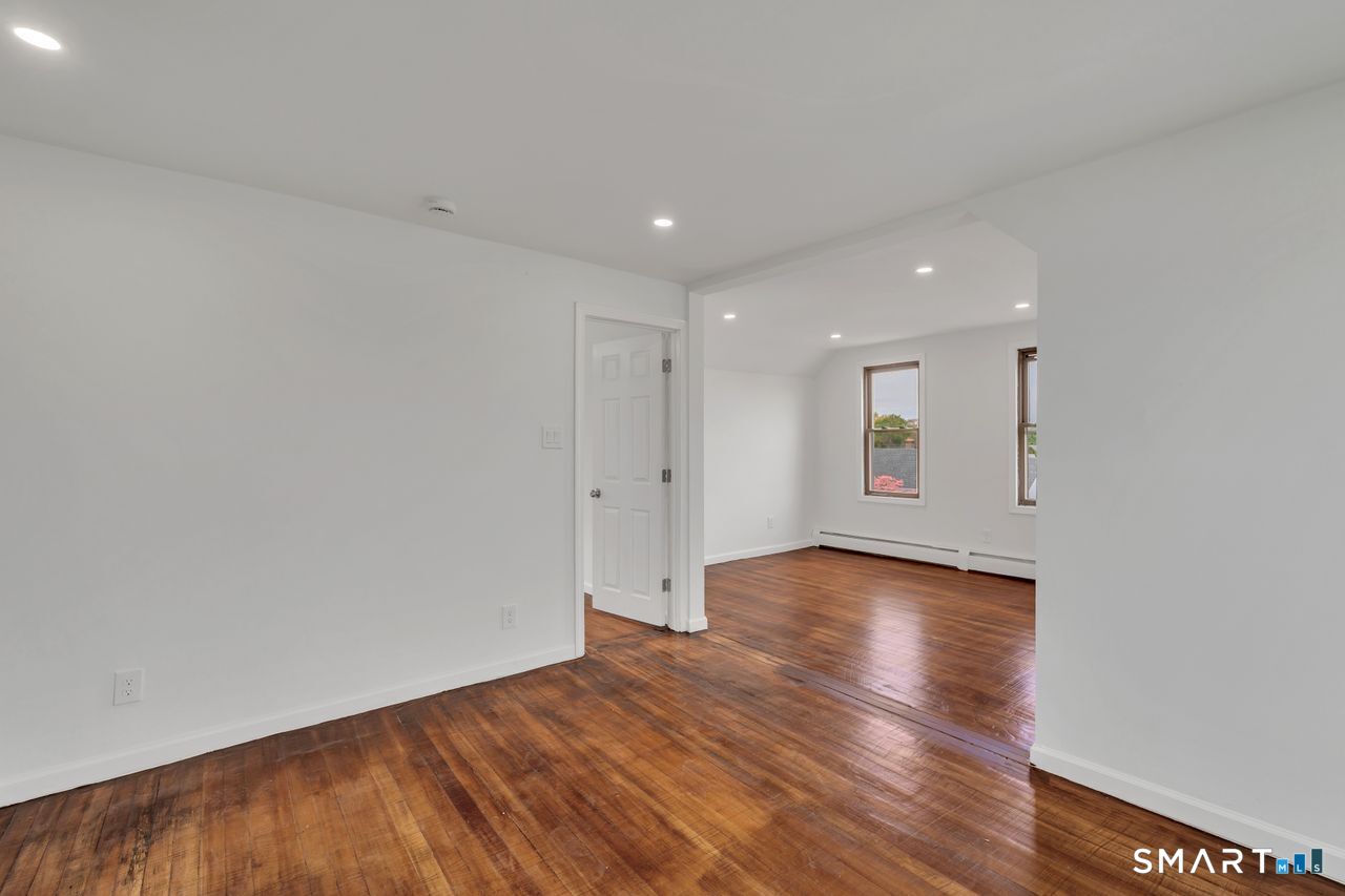 54 Overlook Avenue New Britain CT 06053