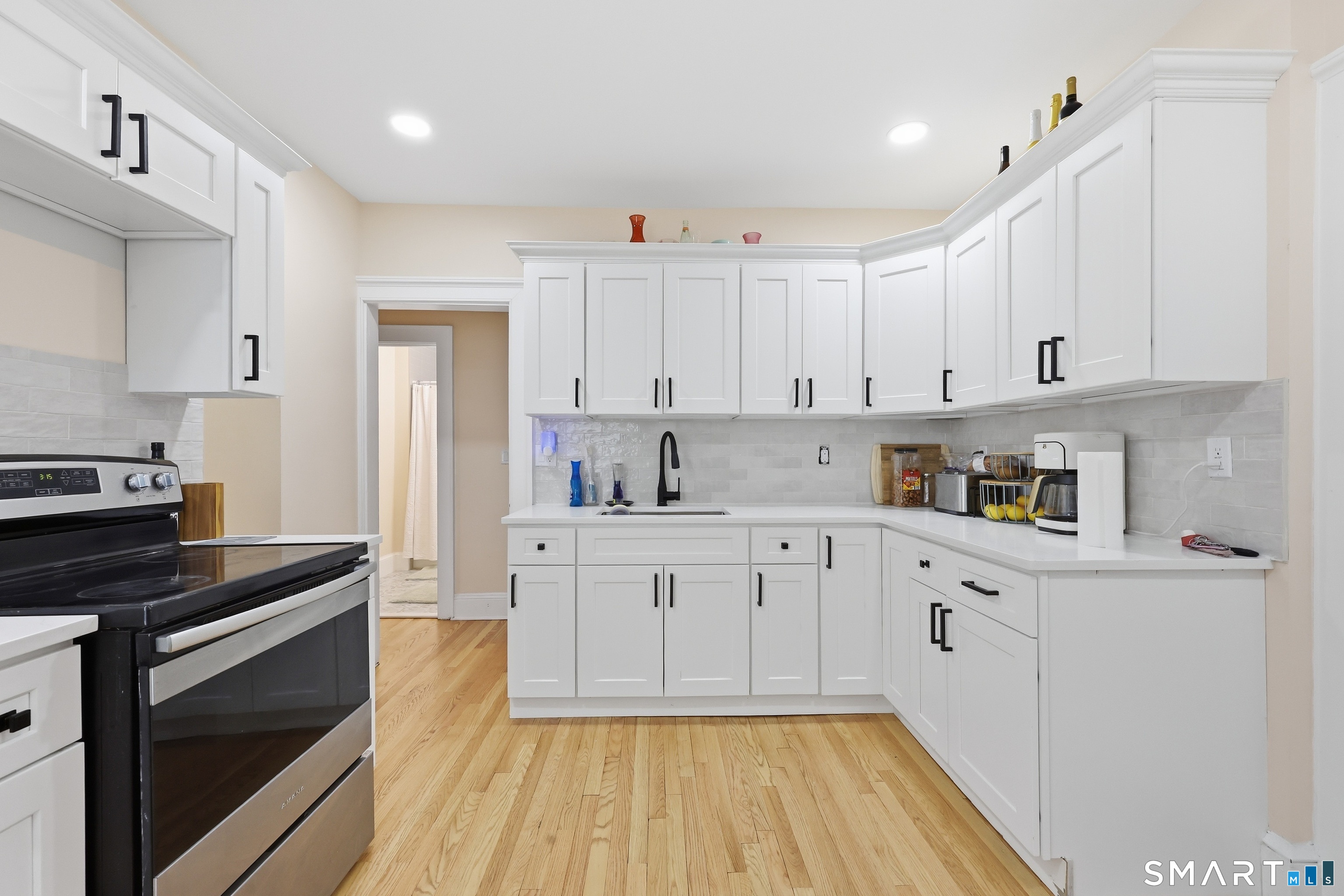 36 Brookline Avenue Bloomfield CT 06002