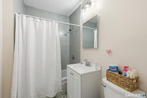 36 Brookline Avenue Bloomfield CT 06002