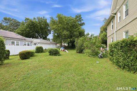 36 Brookline Avenue Bloomfield CT 06002