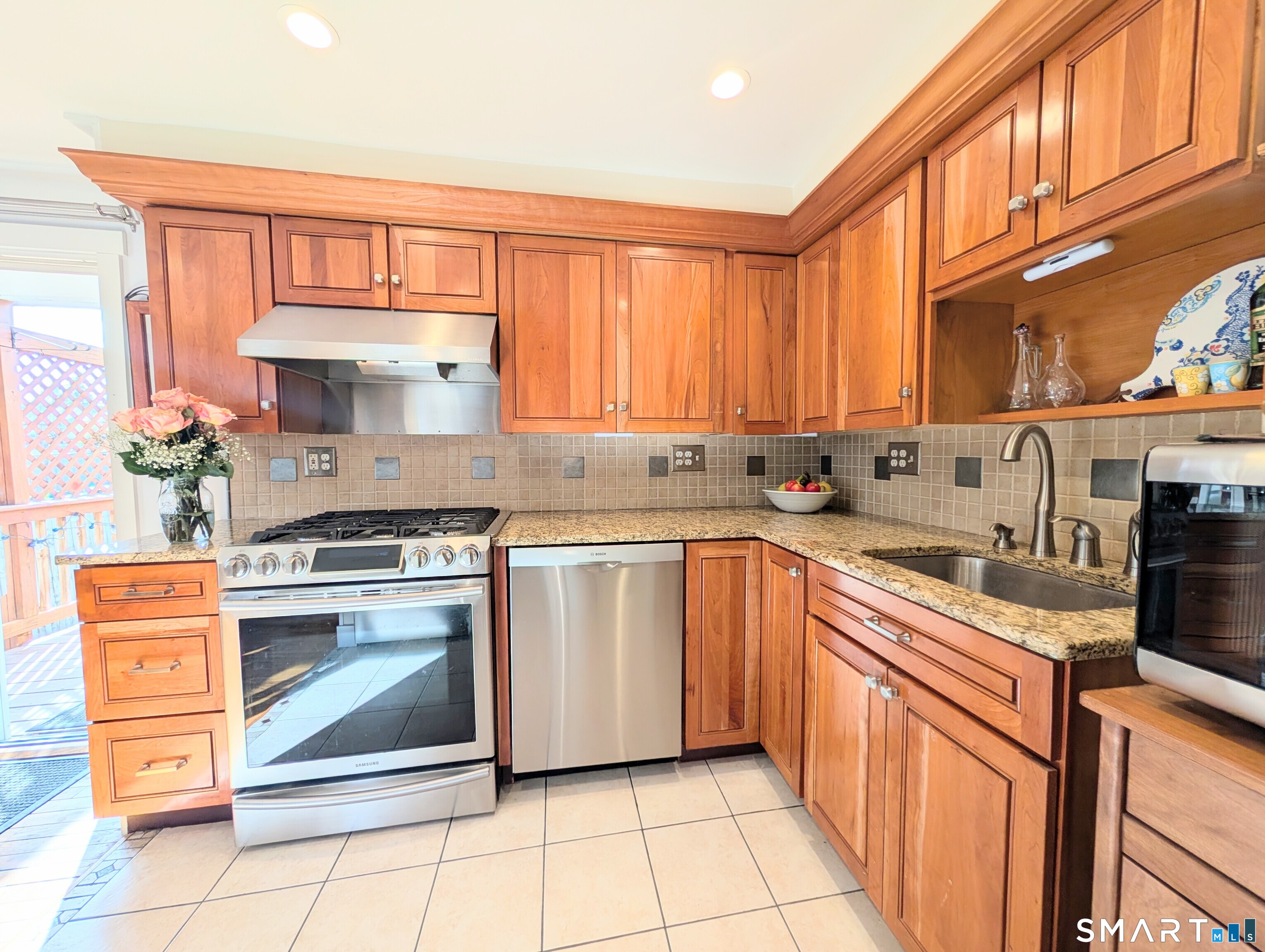 424 Rockwell Avenue Stratford CT 06615