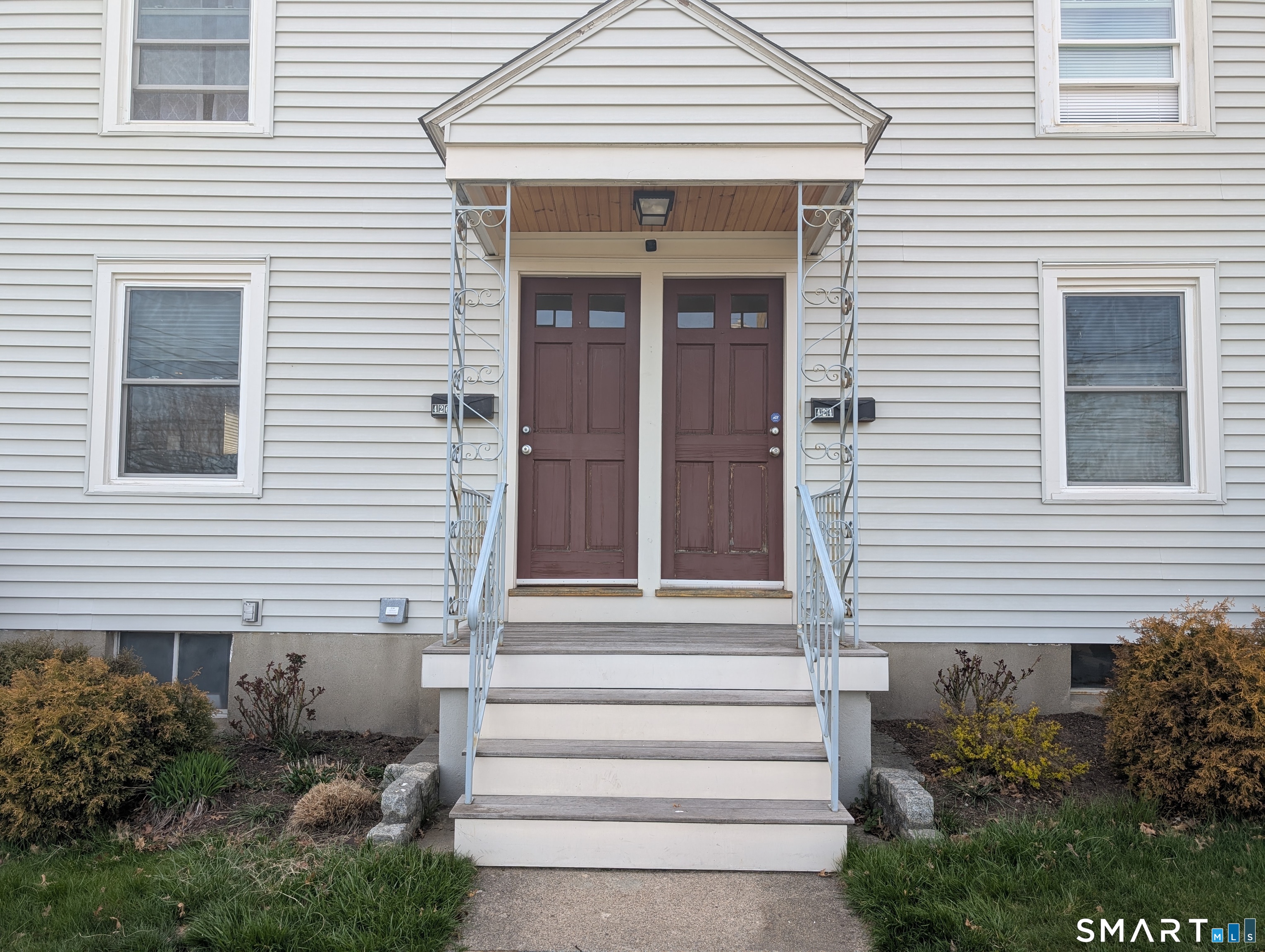 424 Rockwell Avenue Stratford CT 06615