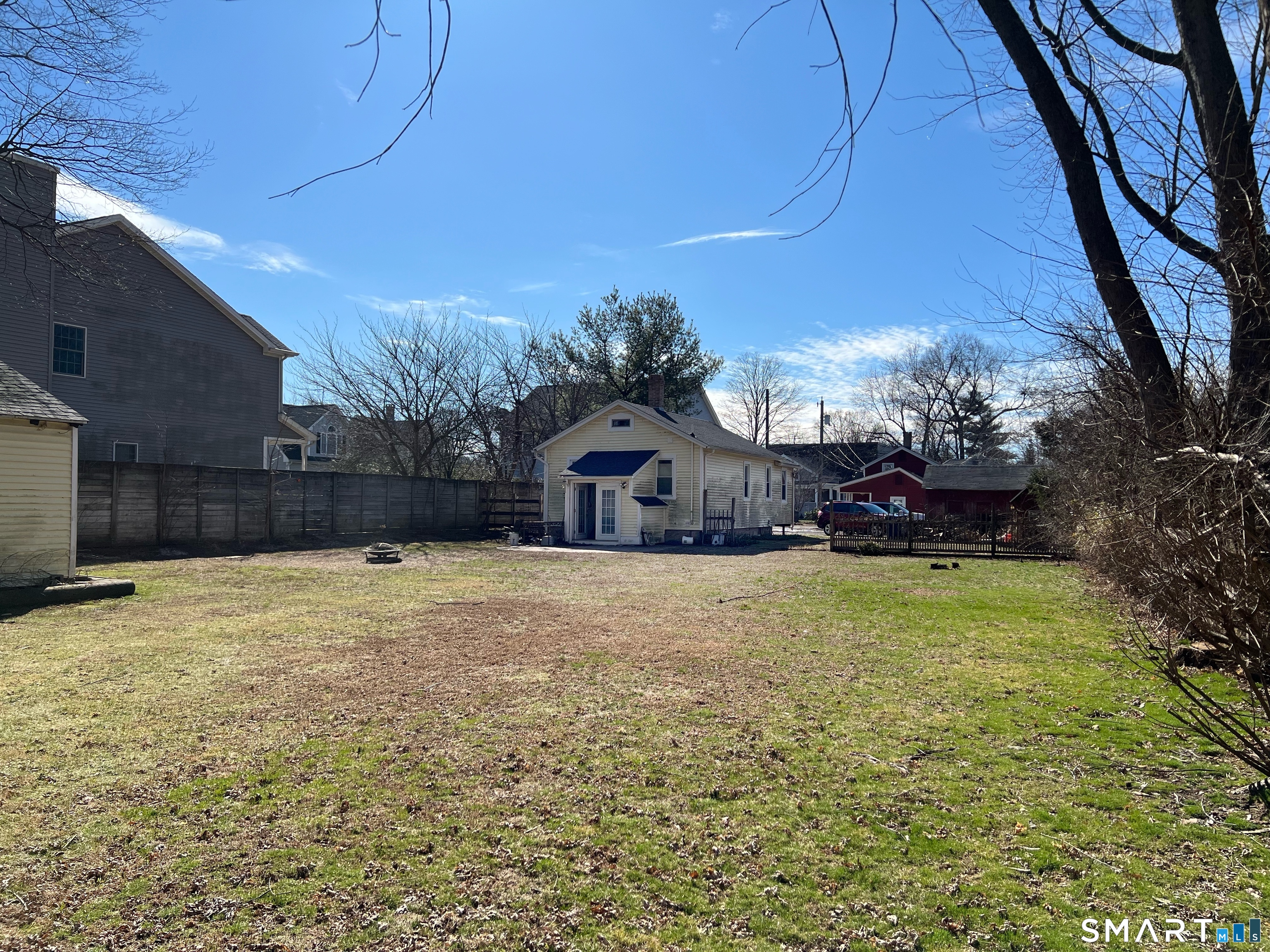 14-16 Crown Street Plainville CT 06062