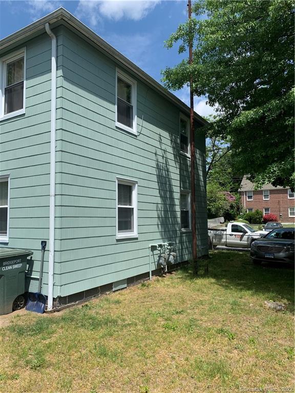 868 Pearl Harbor Street Bridgeport CT 06610