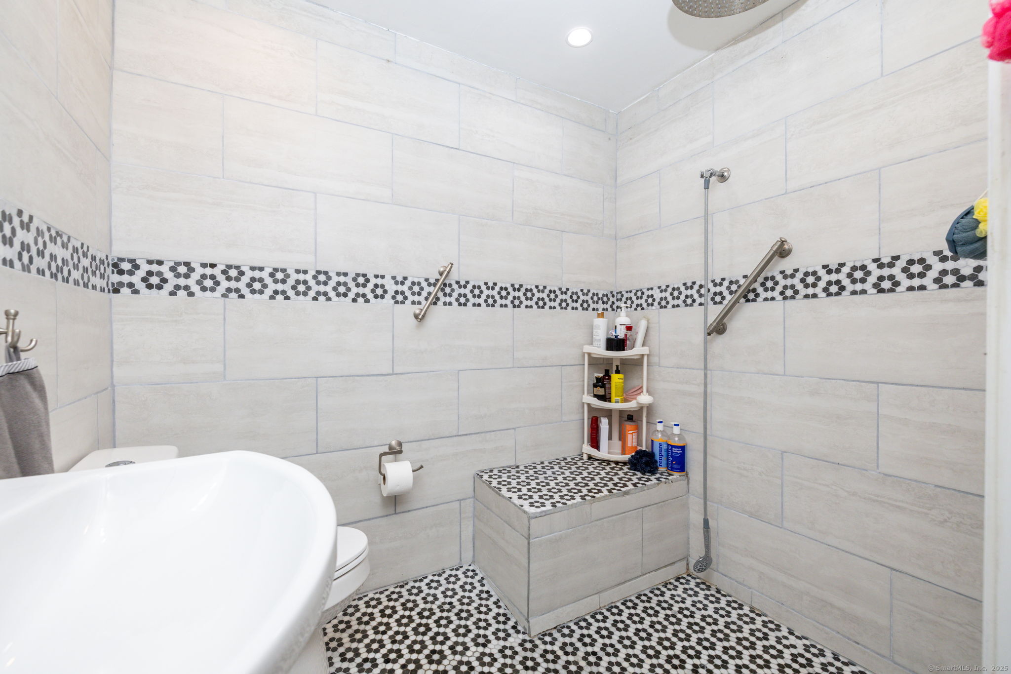 115 Grove Street Putnam CT 06260