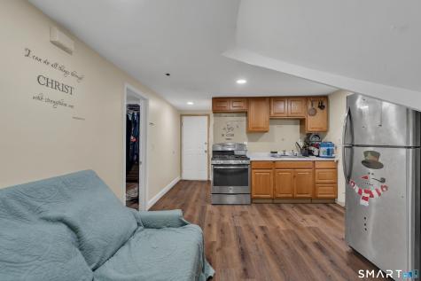 644-646 Maple Street Bridgeport CT 06608