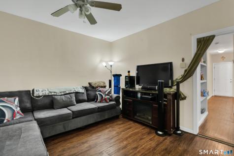 644-646 Maple Street Bridgeport CT 06608